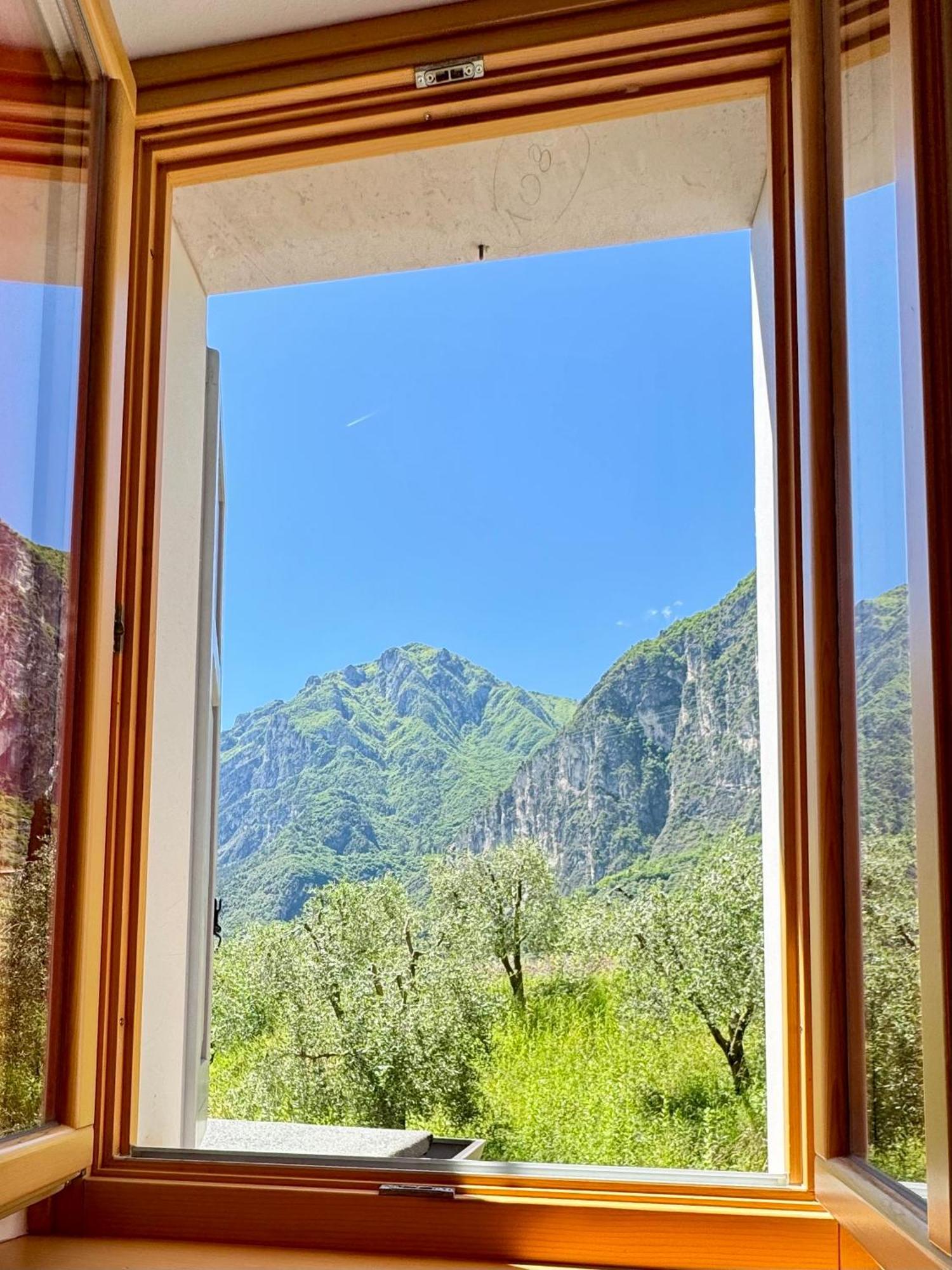 Das Rote Haus Riva del Garda Exterior photo